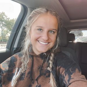 Meet your Posher, Kaitlyn